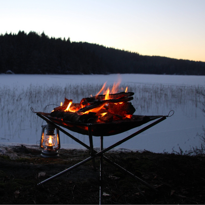 Hopfällbar eldstad -  mysfaktor & grillglöd